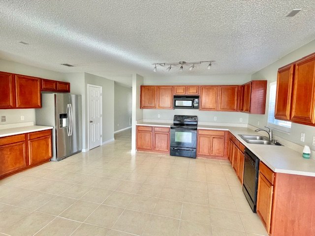 Sanford - 4 Bedroom, 2 Bathroom - $2,395.00 property image