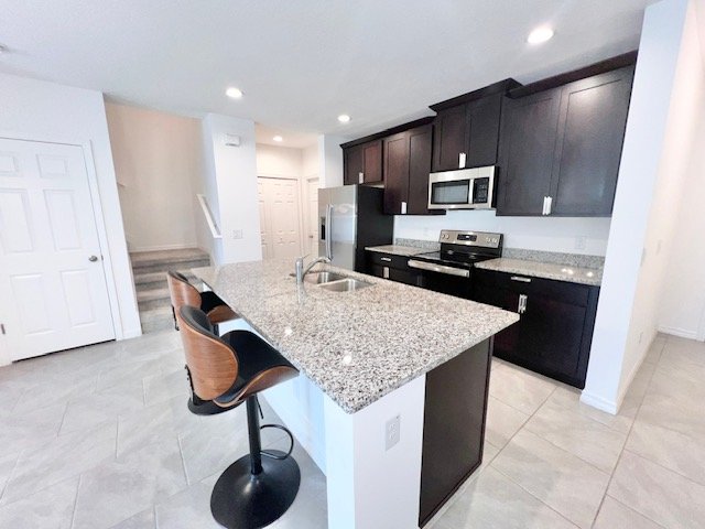 Kissimmee - 4 Bedroom, 2.5 Bathroom - $2495.00 property image