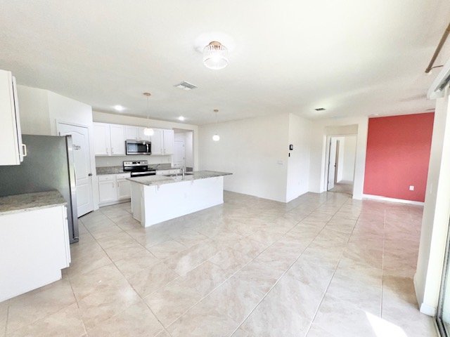 Sanford - 4 Bedroom, 2 Bathroom - $1,995.00 property image