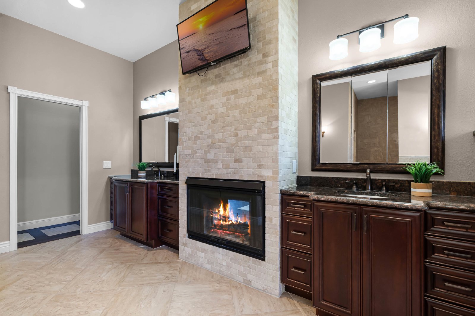 Orlando - 4 Bedroom, 3.5 Bathrooms – $4,595.00 property image