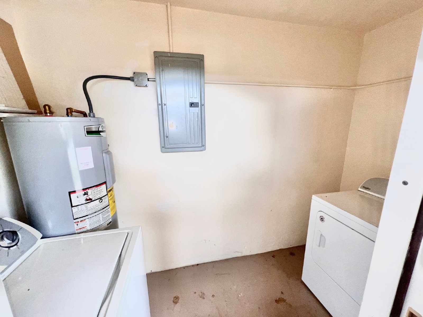 Deltona - 2 Bedroom, 1 Bathroom - $1,625.00 property image