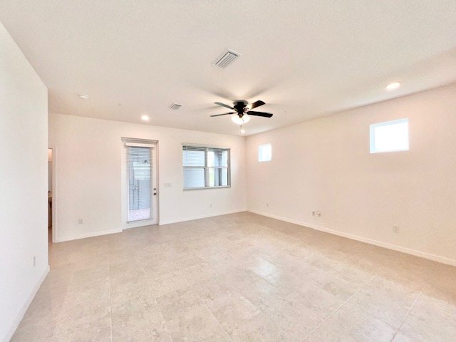 Apopka - 3 Bedrooms, 2.5 Bathrooms - Community POOL – $2,545.00 property image