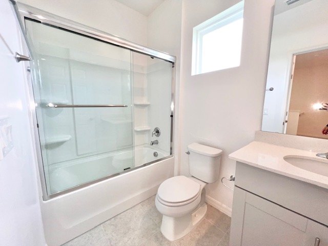 Apopka - 3 Bedrooms, 2.5 Bathrooms - Community POOL – $2,545.00 property image