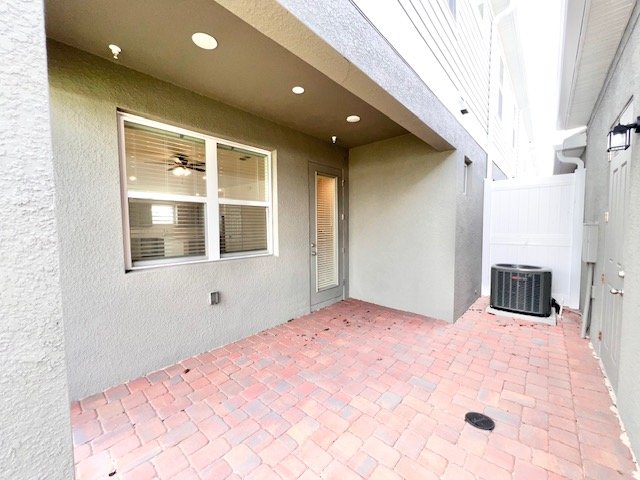 Apopka - 3 Bedrooms, 2.5 Bathrooms - Community POOL – $2,545.00 property image