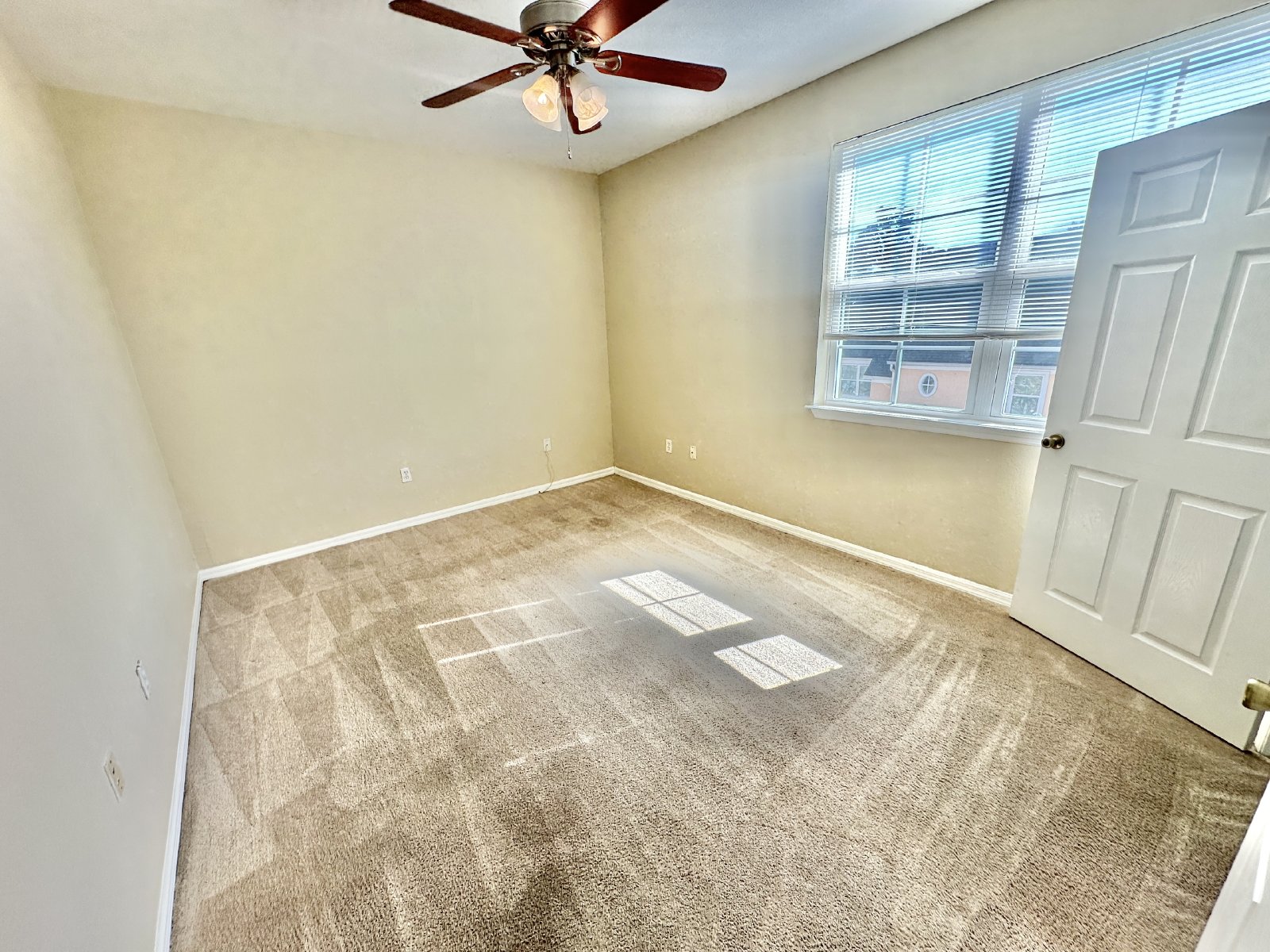 Orlando - 2 Bedroom, 2.5 Bathroom -$1950.00 property image