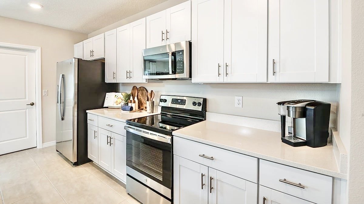 Edgewater - 4 Bedroom, 3 Bathroom - $2,895.00 property image