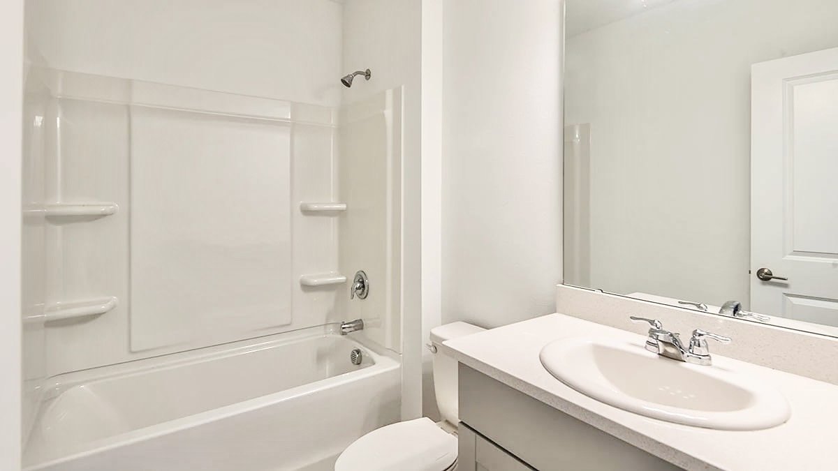 Edgewater - 4 Bedroom, 3 Bathroom - $2,895.00 property image