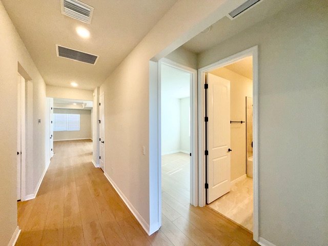 Saint Cloud - 4 Bedroom, 2 Bathroom - $2595.00 property image