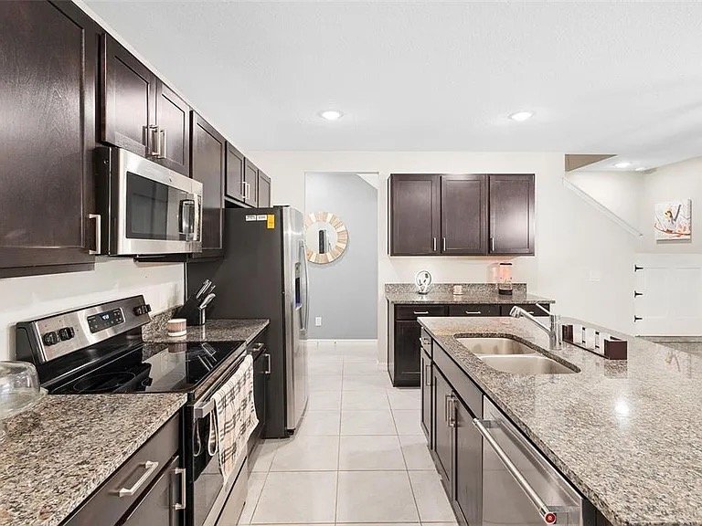 Debary - 3 Bedrooms, 2.5 Bathrooms – $2,295.00 property image