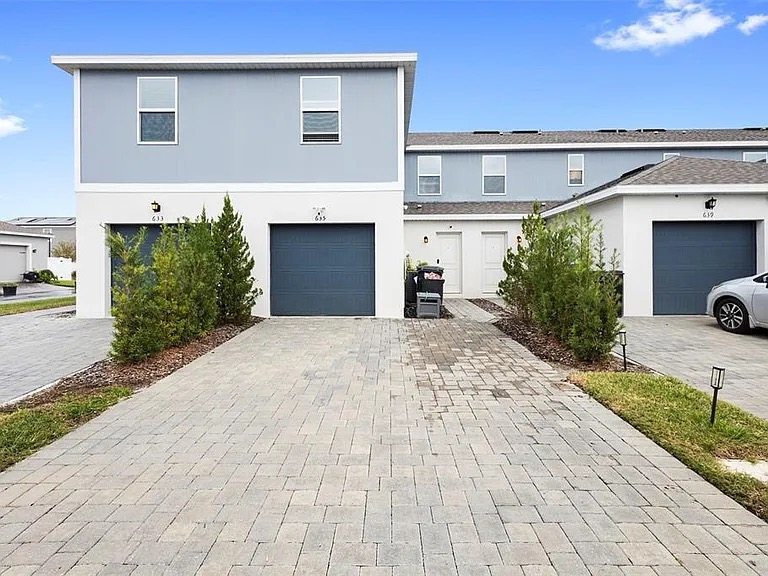 Debary - 3 Bedrooms, 2.5 Bathrooms – $2,295.00 property image