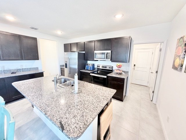 Debary - 3 Bedrooms, 2.5 Bathrooms – $2,395.00 property image