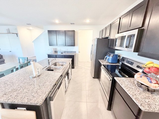 Debary - 3 Bedrooms, 2.5 Bathrooms – $2,395.00 property image