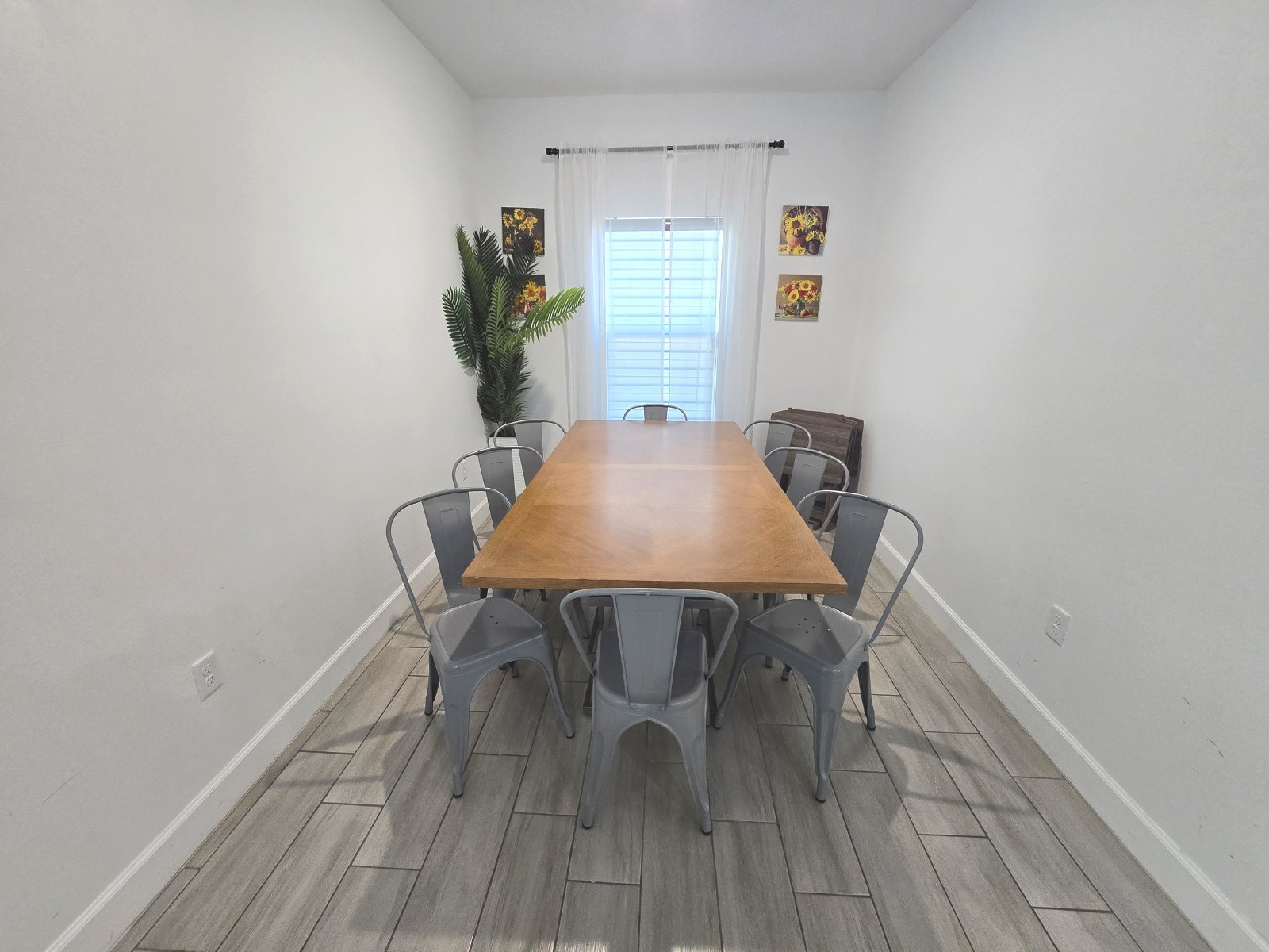 Orlando - 3 Bedrooms, 2 Bathrooms – $2,295.00 property image