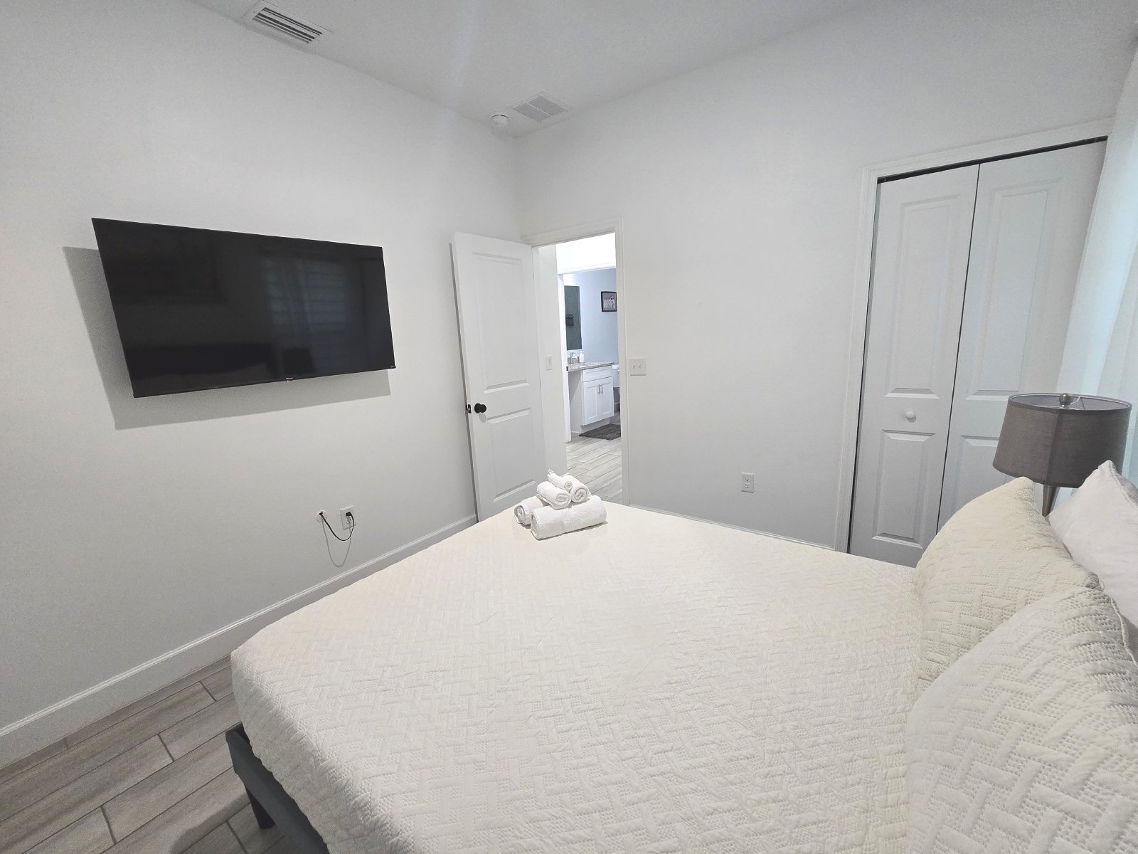 Orlando - 3 Bedrooms, 2 Bathrooms – $2,295.00 property image