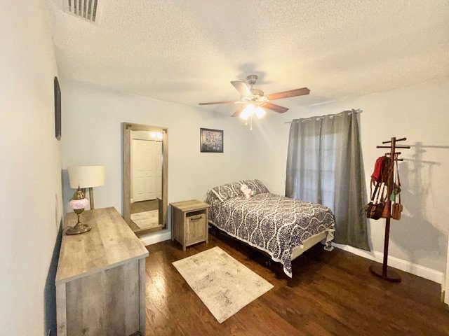 Deltona - 3 Bedroom, 2 Bathroom - 1,895.00 property image