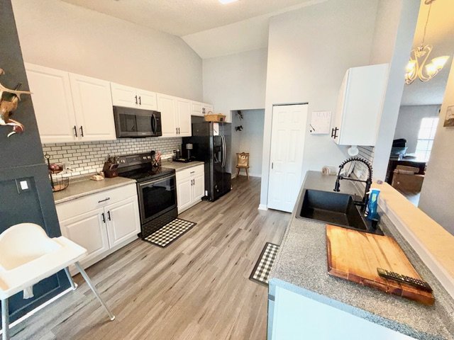 Deltona - 3 Bedroom, 2 Bathroom - POOL HOME - $2,695.00 property image