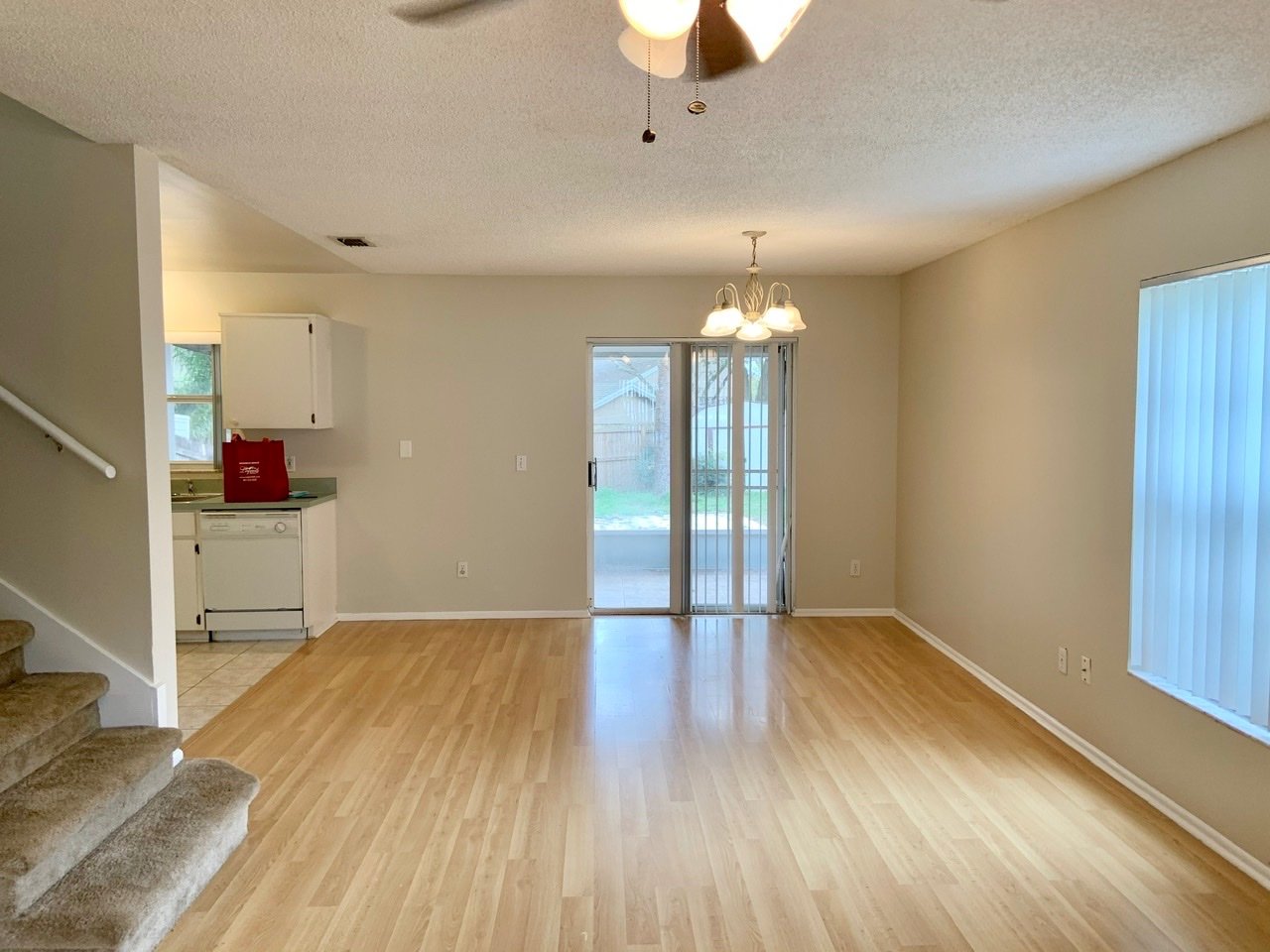 Apopka - 3 Bedroom, 2.5 Bathroom - $1,795.00 property image