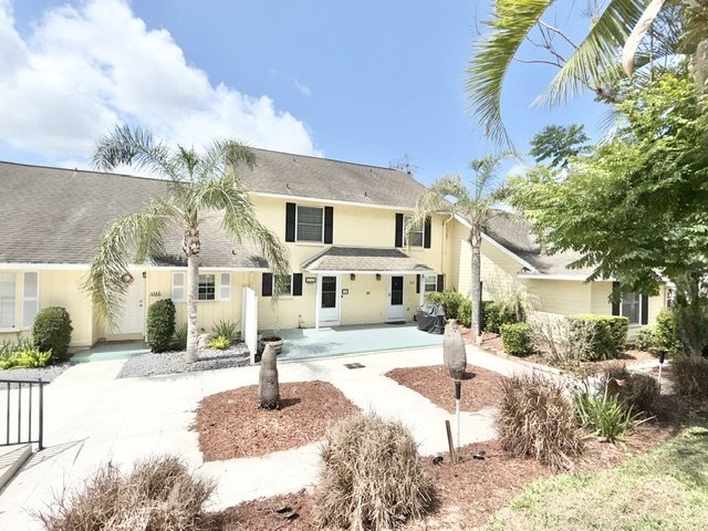 Apopka - 2 Bedroom, 2.5 Bathroom - $1,795.00 property image