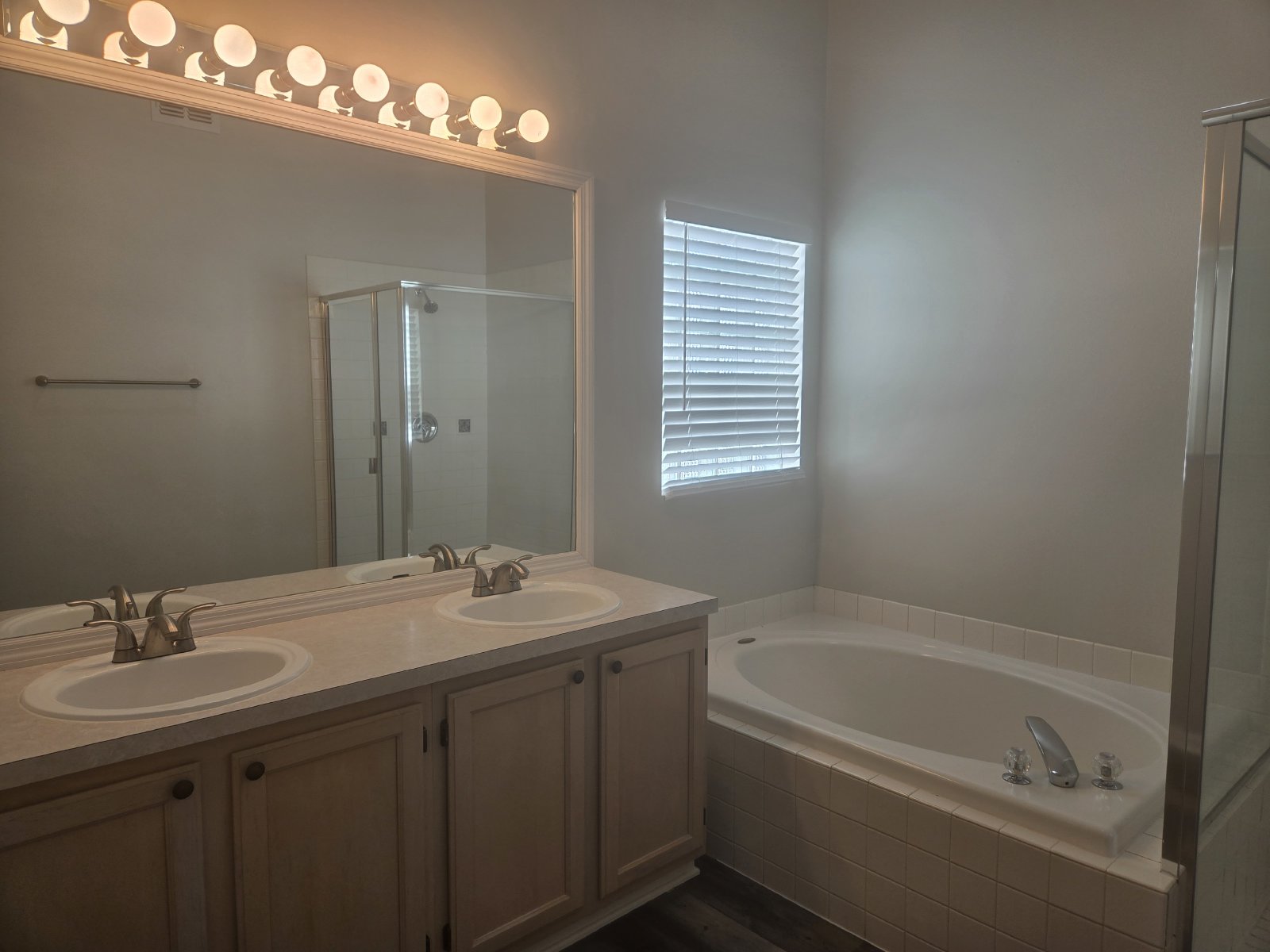 Lake Mary - 3 Bedrooms, 2 Bathrooms – $2,495.00 property image