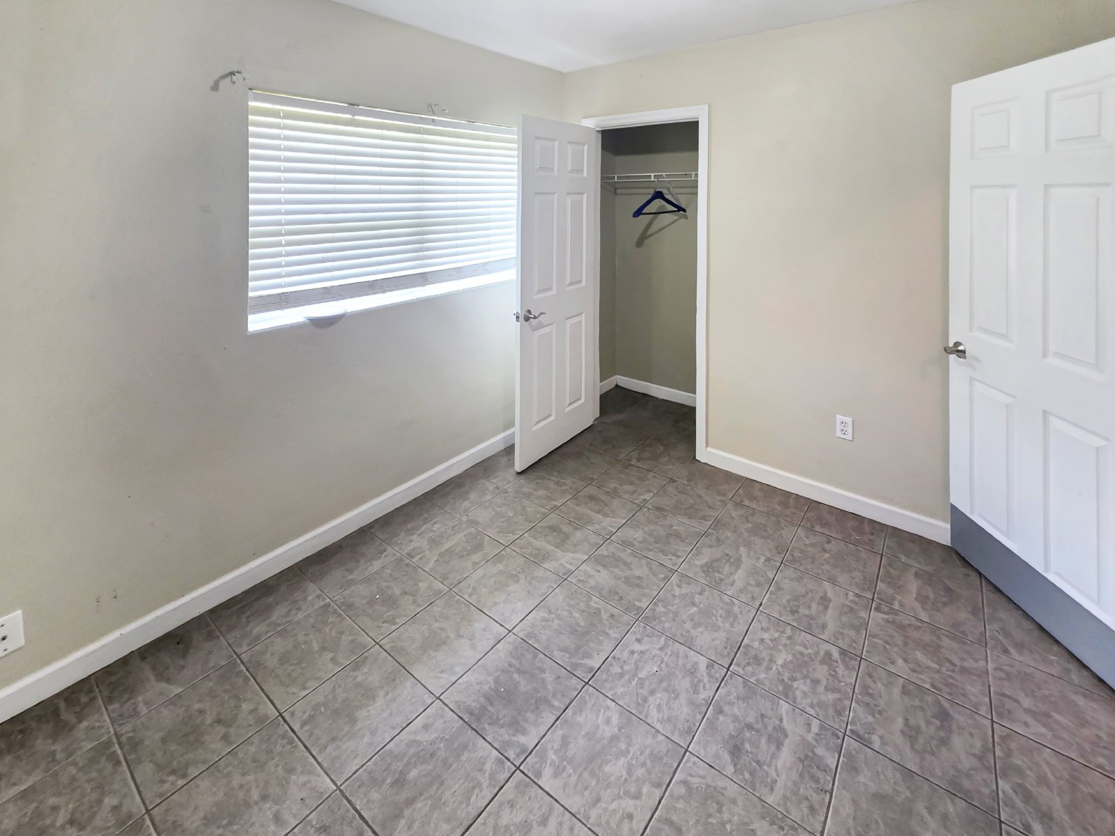 Winter Park - 3 Bedroom, 1 Bathroom - $2,395.00 property image