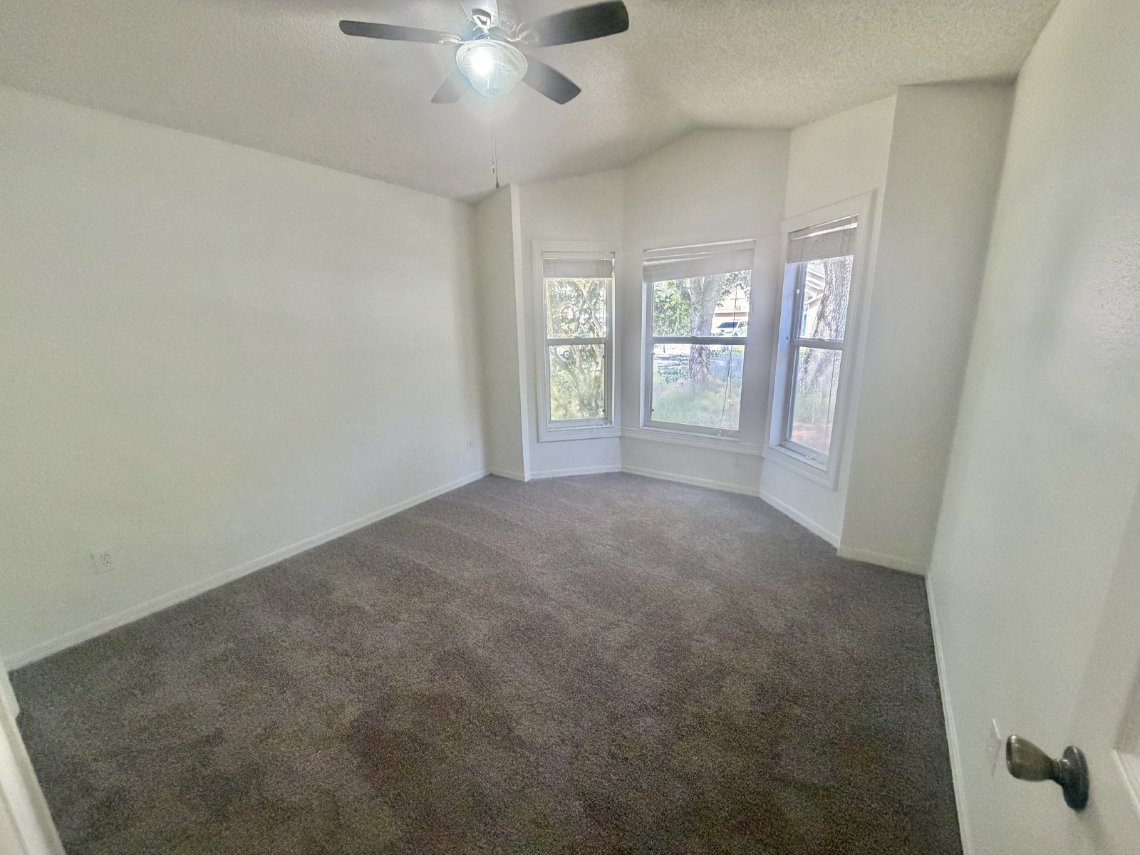 Longwood - 3 Bedroom, 2 Bathroom - $2,325.00 property image