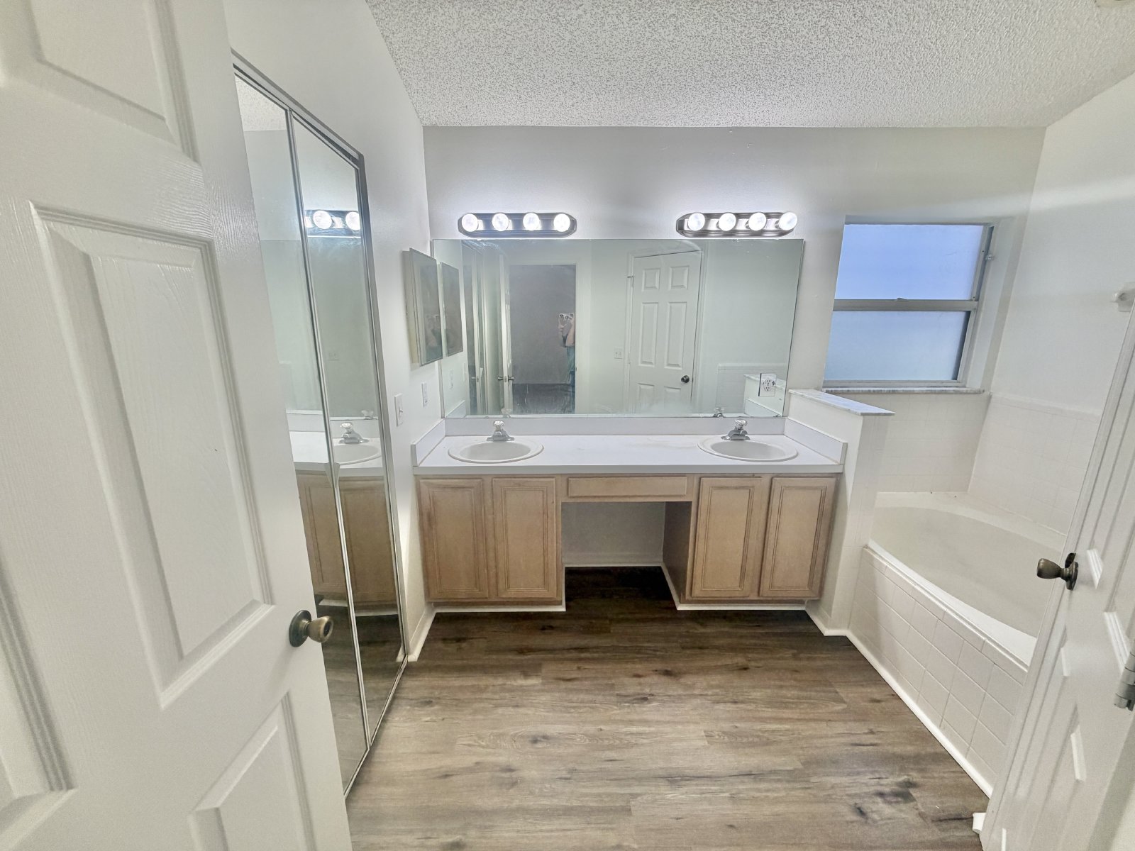 Longwood - 3 Bedroom, 2 Bathroom - $2,325.00 property image