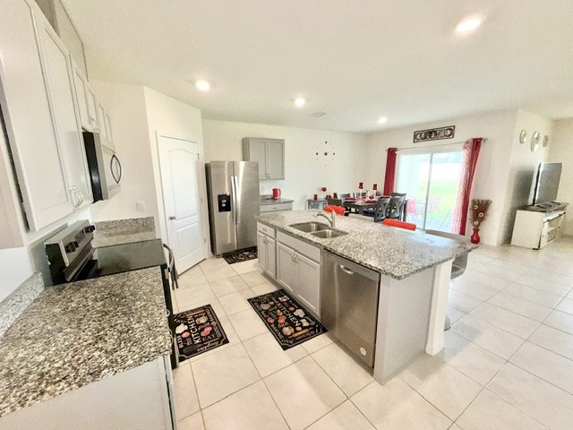 Sanford - 4 Bedroom, 2 Bathroom - $2,795.00 property image