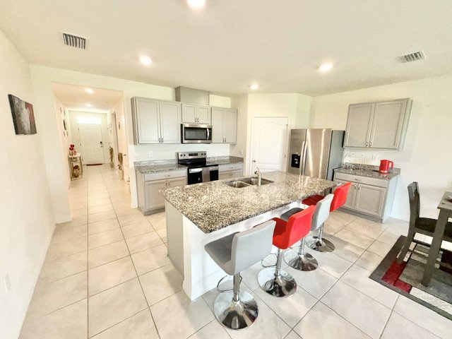 Sanford - 4 Bedroom, 2 Bathroom - $2,795.00 property image
