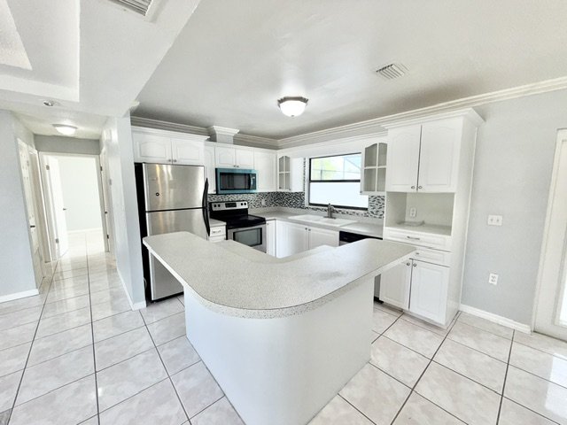 Deltona - 3 Bedroom, 2 Bathroom – $2,530.00 property image