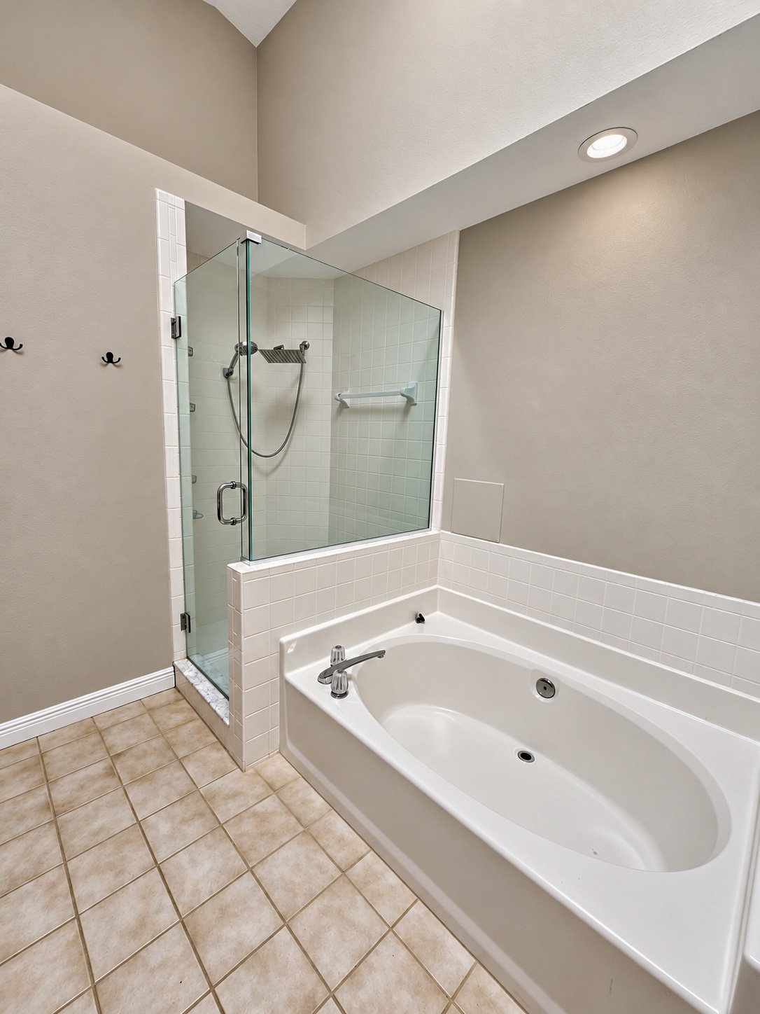 Winter Spring - 3 Bedrooms, 2 Bathrooms – $2,585.00 property image
