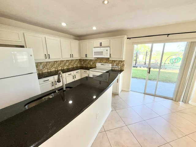 Kissimmee - 3 Bedroom, 2.5 Bathroom – $1995.00 property image