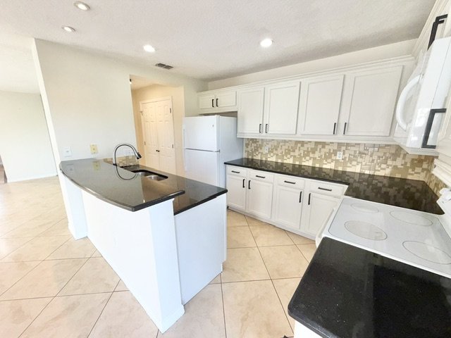 Kissimmee - 3 Bedroom, 2.5 Bathroom – $1995.00 property image