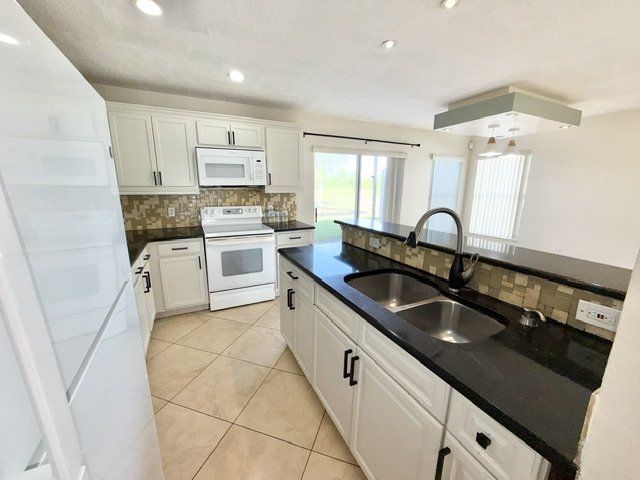 Kissimmee - 3 Bedroom, 2.5 Bathroom – $1995.00 property image