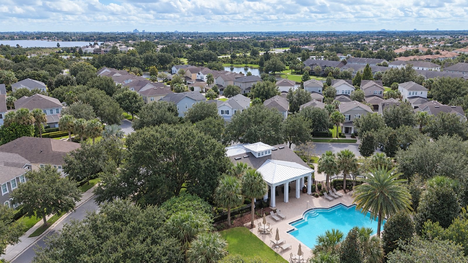 COMMUNITY POOLS – WINDERMERE – 3 BEDROOMS, 2.5 BATHROOMS – $2,800/MONTH property image