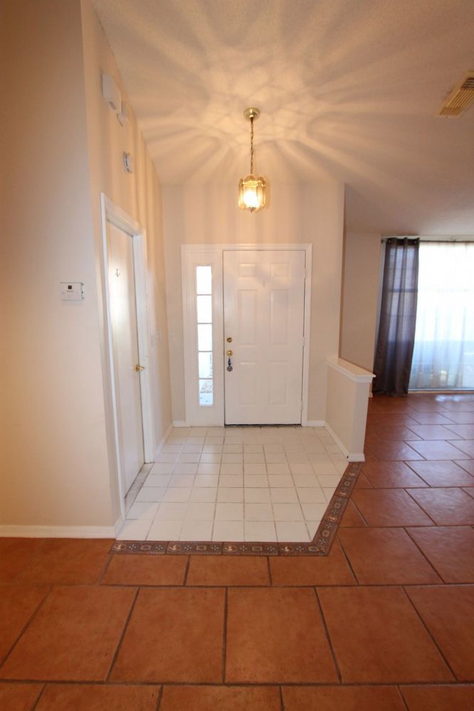 Lake Mary - 3 Bedroom, 2 Bathroom - $2,250.00 property image