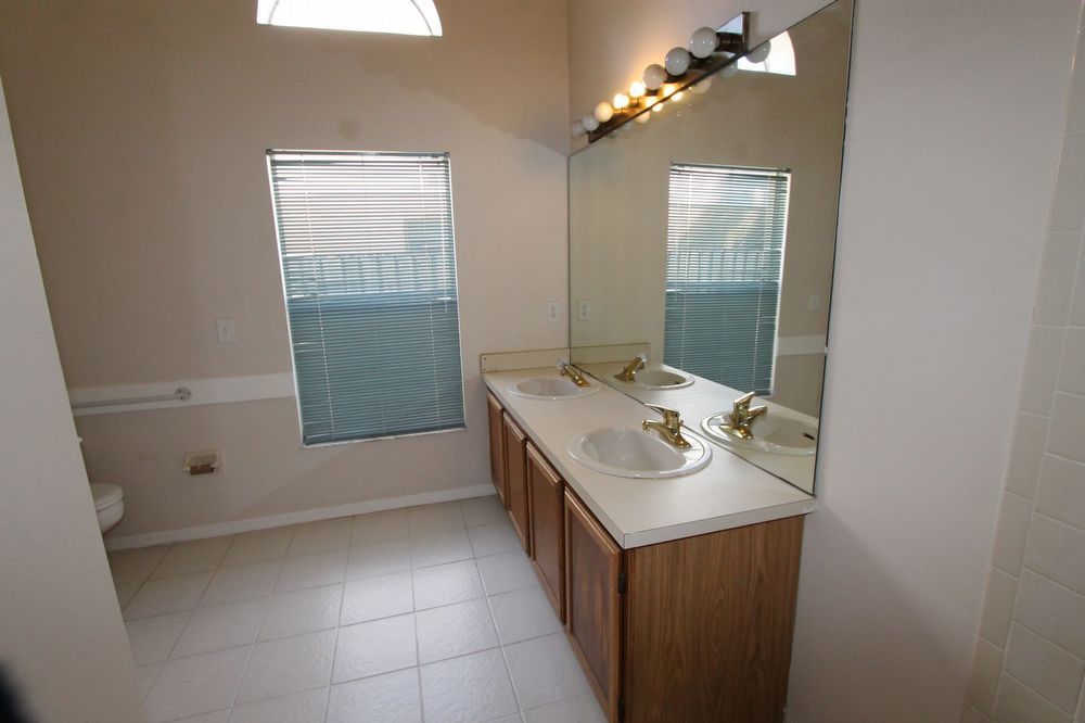 Lake Mary - 3 Bedroom, 2 Bathroom - $2,250.00 property image