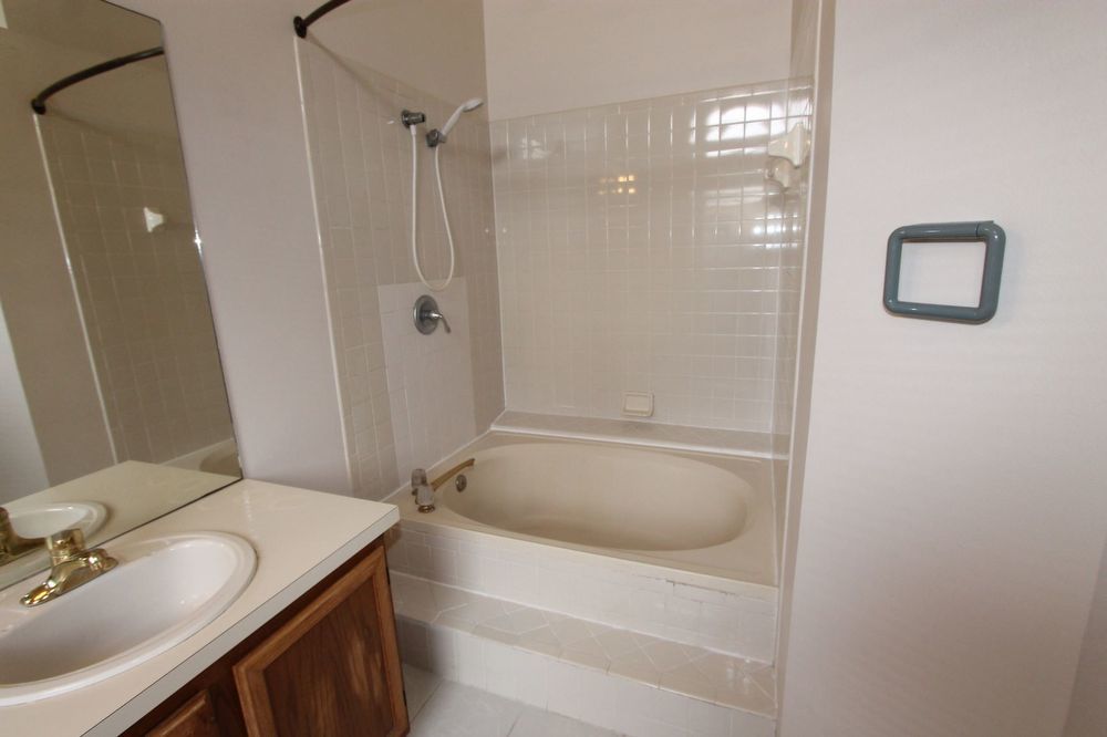 Lake Mary - 3 Bedroom, 2 Bathroom - $2,250.00 property image